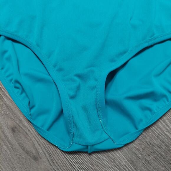 Jantzen Classics Women's Teal Ruched Hi-Cut V-Neck One-Piece Bathing Swimsuit - Picture 6 of 8